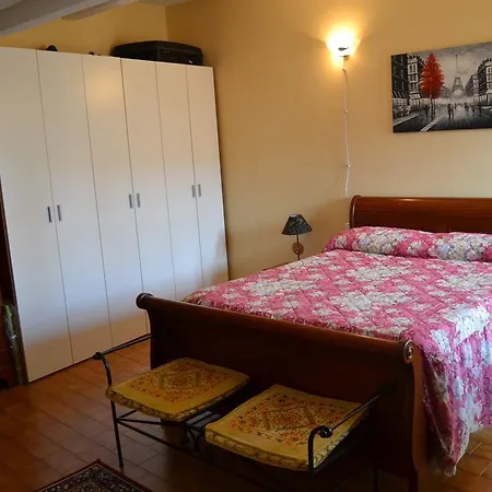 Casa Civita Feriehus Lubriano